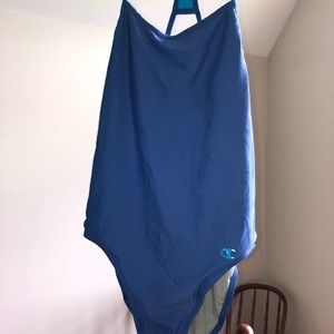 One piece swimming suit